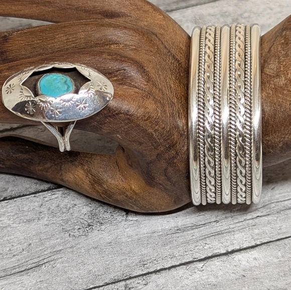 Tahe Signed Sterling Silver Bold Nine Banded Navajo Cuff Bracelet - Picture 2 of 11